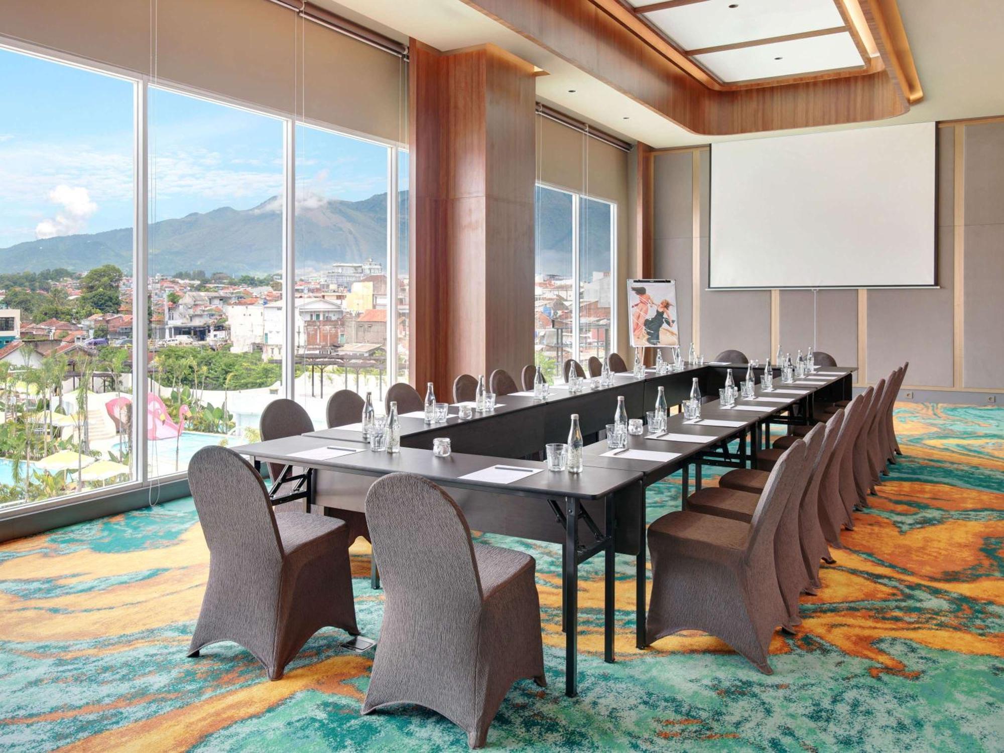 Mercure Garut City Center Luaran gambar